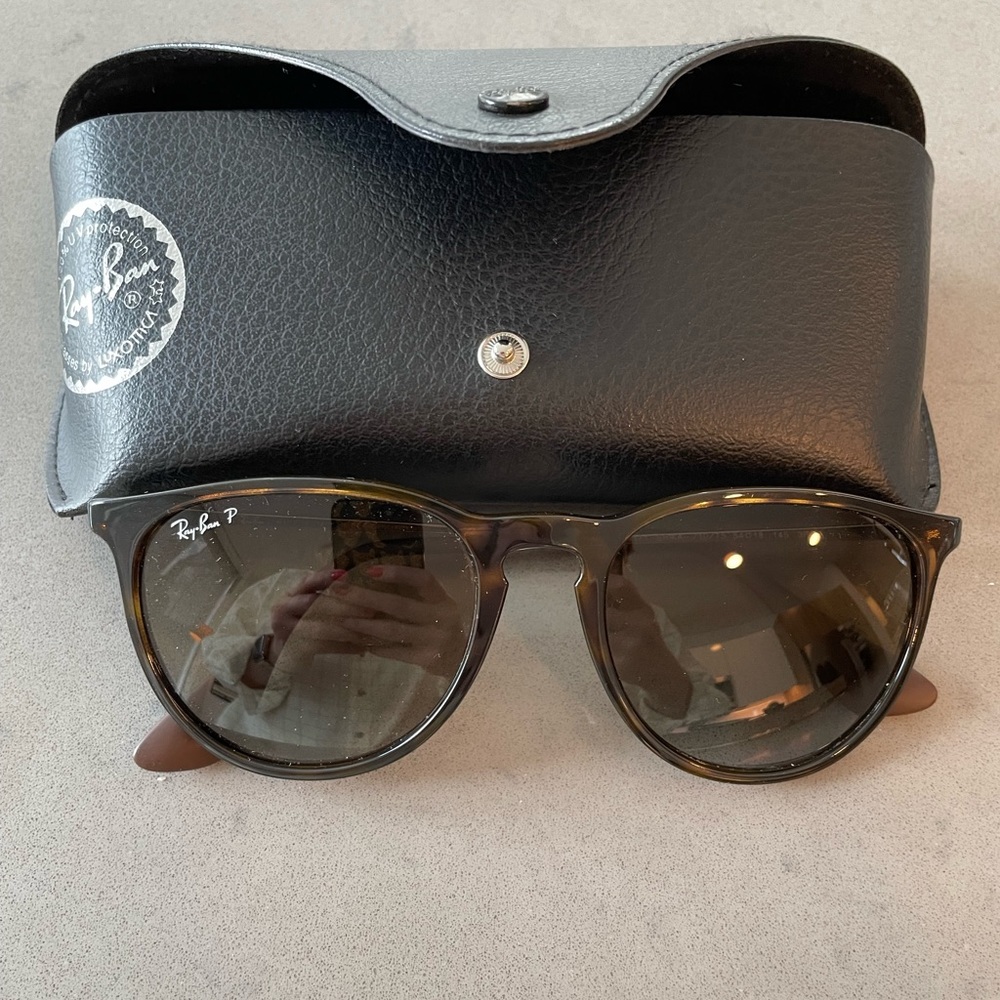 Ray-Ban Erika Sunglassss